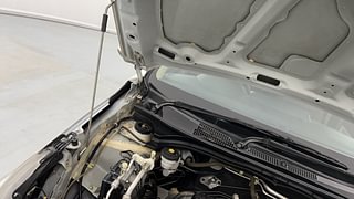 Used 2019 Honda Amaze [2018-2021] 1.2 VX i-VTEC Petrol Manual engine ENGINE RIGHT SIDE HINGE & APRON VIEW