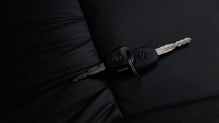 Used 2011 Maruti Suzuki Swift [2007-2011] VXi Petrol Manual extra CAR KEY VIEW