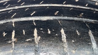 Used 2019 Hyundai Verna [2017-2020] 1.6 VTVT SX Petrol Manual tyres LEFT REAR TYRE TREAD VIEW