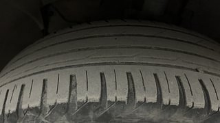 Used 2016 Renault Duster [2015-2016] 85 PS RXL EXPLORE Diesel Manual tyres LEFT FRONT TYRE TREAD VIEW