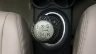 Used 2015 Honda Brio [2011-2016] VX MT Petrol Manual interior GEAR  KNOB VIEW