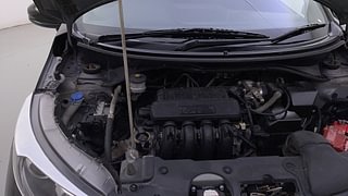 Used 2017 Honda BR-V [2016-2020] VX MT Petrol Petrol Manual engine ENGINE RIGHT SIDE HINGE & APRON VIEW
