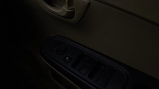 Used 2014 Honda Brio [2011-2016] S MT Petrol Manual top_features Adjustable ORVM