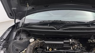 Used 2017 Maruti Suzuki Baleno [2015-2019] Alpha Petrol Petrol Manual engine ENGINE RIGHT SIDE HINGE & APRON VIEW
