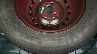 Used 2022 Renault Kwid RXL Opt Petrol Manual tyres SPARE TYRE VIEW