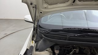 Used 2017 Hyundai i20 Active [2015-2020] 1.2 S Petrol Manual engine ENGINE RIGHT SIDE HINGE & APRON VIEW