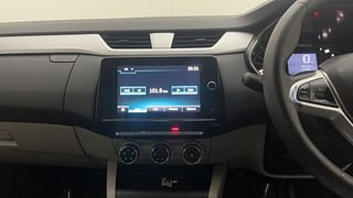 Used 2023 Renault Triber RXZ Petrol Manual interior MUSIC SYSTEM & AC CONTROL VIEW