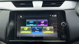 Used 2019 Renault Triber RXZ Petrol Manual top_features Touch screen infotainment system