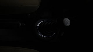Used 2014 Honda Brio [2011-2016] S MT Petrol Manual interior GEAR  KNOB VIEW