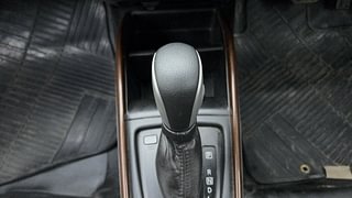 Used 2018 Maruti Suzuki Baleno [2015-2019] Delta AT Petrol Petrol Automatic interior GEAR  KNOB VIEW