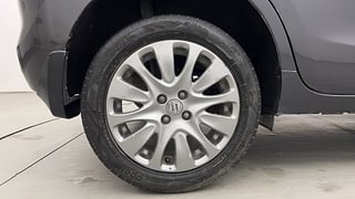 Used 2017 Maruti Suzuki Baleno [2015-2019] Alpha Petrol Petrol Manual tyres RIGHT REAR TYRE RIM VIEW