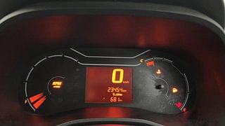 Used 2022 Renault Kwid RXL Opt Petrol Manual interior CLUSTERMETER VIEW