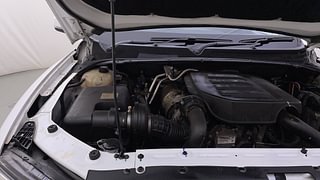Used 2023 Mahindra Scorpio N Z8 L 4WD Diesel AT 7 STR Diesel Automatic engine ENGINE RIGHT SIDE HINGE & APRON VIEW