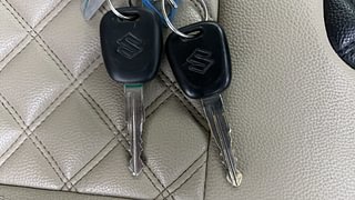 Used 2018 Maruti Suzuki Wagon R 1.0 [2013-2019] LXi CNG Petrol+cng Manual extra CAR KEY VIEW