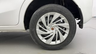 Used 2019 datsun GO T Petrol Manual tyres LEFT REAR TYRE RIM VIEW