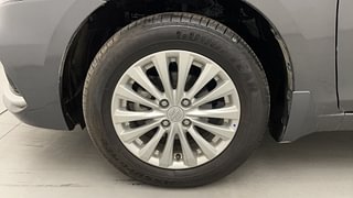 Used 2023 Maruti Suzuki Ciaz Zeta AT Petrol Petrol Automatic tyres LEFT FRONT TYRE RIM VIEW