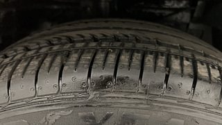 Used 2023 Maruti Suzuki Ciaz Zeta AT Petrol Petrol Automatic tyres RIGHT FRONT TYRE TREAD VIEW