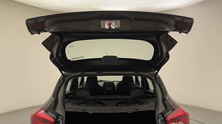 Used 2016 Renault Kwid [2015-2019] RXT Petrol Manual interior DICKY DOOR OPEN VIEW