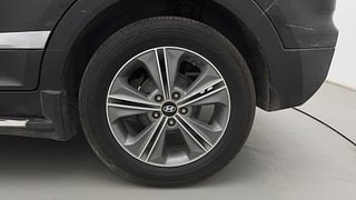 Used 2018 Hyundai Creta [2015-2018] 1.6 SX Plus Auto Petrol Petrol Automatic tyres LEFT REAR TYRE RIM VIEW