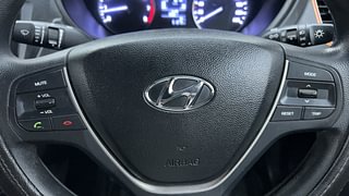 Used 2017 Hyundai i20 Active [2015-2020] 1.2 S Petrol Manual top_features Steering mounted controls