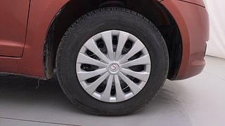 Used 2011 Maruti Suzuki Swift [2007-2011] VXi Petrol Manual tyres RIGHT FRONT TYRE RIM VIEW