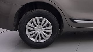 Used 2019 Maruti Suzuki Dzire [2017-2020] VXI AMT Petrol Automatic tyres RIGHT REAR TYRE RIM VIEW