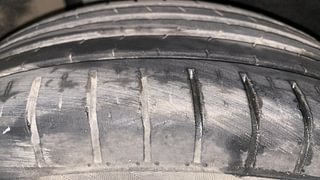 Used 2017 Maruti Suzuki Baleno [2015-2019] Delta AT Petrol Petrol Automatic tyres RIGHT REAR TYRE TREAD VIEW