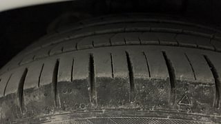 Used 2019 Ford Figo Aspire [2019-2021] Titanium 1.2 Ti-VCT Petrol Manual tyres RIGHT FRONT TYRE TREAD VIEW