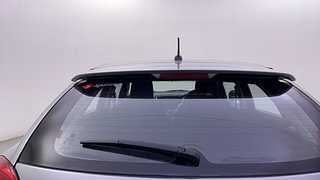 Used 2017 Maruti Suzuki Baleno [2015-2019] Delta AT Petrol Petrol Automatic top_features Rear wiper