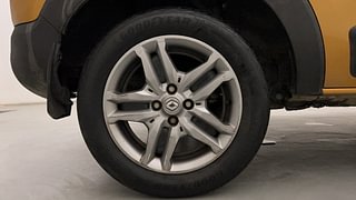 Used 2020 Renault Triber RXZ AMT Petrol Automatic tyres RIGHT REAR TYRE RIM VIEW