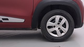 Used 2018 Renault Kwid [2015-2019] RXT Petrol Manual tyres RIGHT FRONT TYRE RIM VIEW