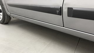 Used 2018 Maruti Suzuki Wagon R 1.0 [2015-2019] VXI AMT Petrol Automatic dents MINOR DENT