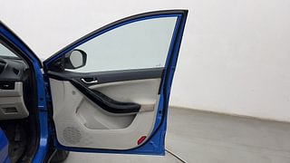 Used 2020 Tata Nexon XZA Plus Dualtone Roof (O) AMT Petrol Automatic interior RIGHT FRONT DOOR OPEN VIEW