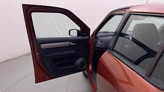 Used 2011 Maruti Suzuki Swift [2007-2011] VXi Petrol Manual interior LEFT FRONT DOOR OPEN VIEW