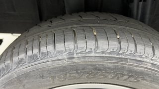 Used 2019 Renault Triber RXZ Petrol Manual tyres RIGHT REAR TYRE TREAD VIEW