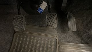 Used 2018 Maruti Suzuki Celerio VXI (O) CNG Petrol+cng Manual interior PEDALS VIEW