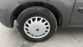 Used 2019 Maruti Suzuki Alto 800 [2019-2022] LXI Petrol Manual tyres LEFT FRONT TYRE RIM VIEW