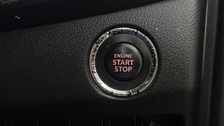 Used 2017 Maruti Suzuki Baleno [2015-2019] Alpha Petrol Petrol Manual top_features Keyless start