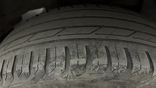Used 2016 Renault Duster [2015-2016] 85 PS RXL EXPLORE Diesel Manual tyres LEFT REAR TYRE TREAD VIEW