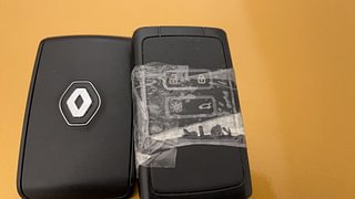 Used 2020 Renault Triber RXZ AMT Petrol Automatic extra CAR KEY VIEW