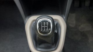Used 2018 Hyundai Grand i10 [2017-2020] Asta 1.2 Kappa VTVT Petrol Manual interior GEAR  KNOB VIEW