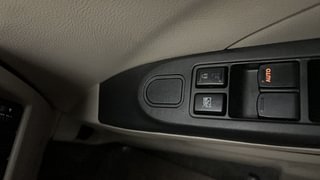 Used 2018 Maruti Suzuki Celerio VXI (O) CNG Petrol+cng Manual top_features Central locking