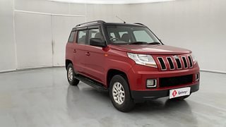 Used 2017 Mahindra TUV300 [2015-2020] T8 mHAWK100 Dual Tone Diesel Manual exterior RIGHT FRONT CORNER VIEW