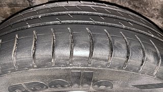 Used 2014 Honda Brio [2011-2016] S MT Petrol Manual tyres RIGHT REAR TYRE TREAD VIEW