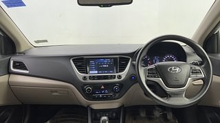 Used 2019 Hyundai Verna [2017-2020] 1.6 VTVT SX Petrol Manual interior DASHBOARD VIEW