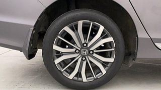 Used 2018 Honda City [2017-2020] ZX CVT Petrol Automatic tyres RIGHT REAR TYRE RIM VIEW
