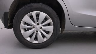 Used 2017 Maruti Suzuki Baleno [2015-2019] Delta AT Petrol Petrol Automatic tyres RIGHT REAR TYRE RIM VIEW