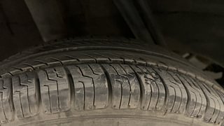 Used 2016 Renault Kwid [2015-2019] RXT Petrol Manual tyres RIGHT REAR TYRE TREAD VIEW