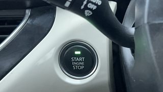Used 2020 Tata Nexon XZA Plus Dualtone Roof (O) AMT Petrol Automatic top_features Keyless start