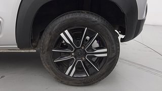 Used 2022 Renault Kwid Climber 1.0l SCE Petrol MT Petrol Manual tyres LEFT REAR TYRE RIM VIEW